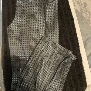 Old Navy Cropped Leggings